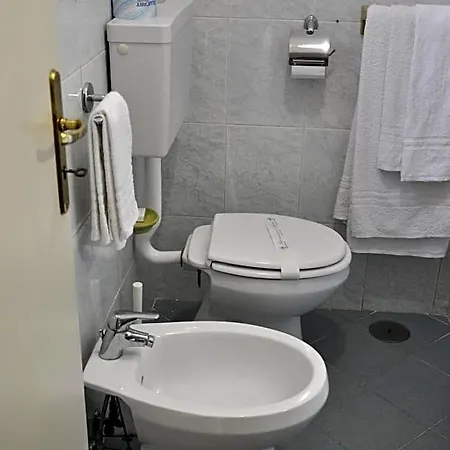 Hotel Esperia 3*