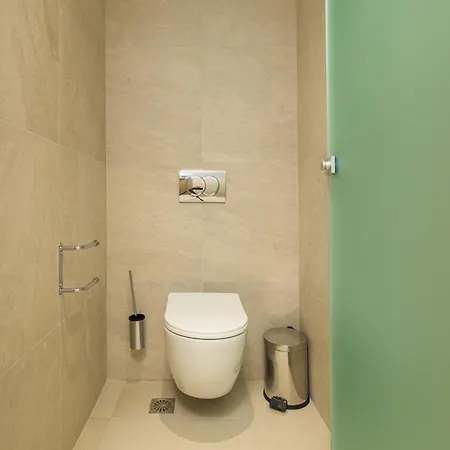 Esperia Hotell 3*